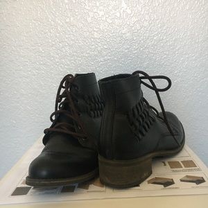 Selling these ankle black boots.
